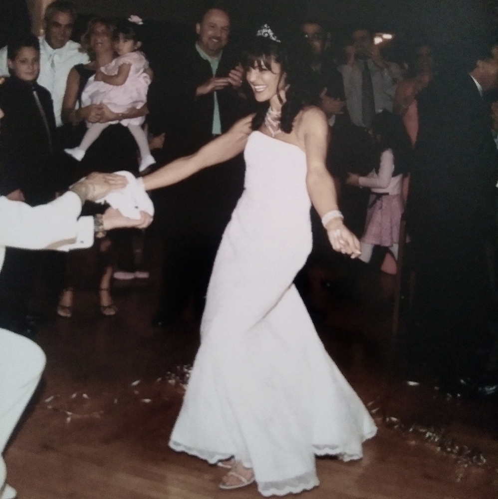 Vintage Demetrios White Beaded Wedding Gown size 6